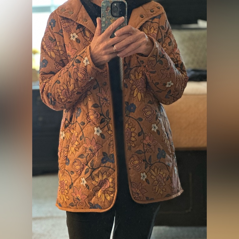 Marine Layer Reversible Quilted Jacket - Picture 7 of 7